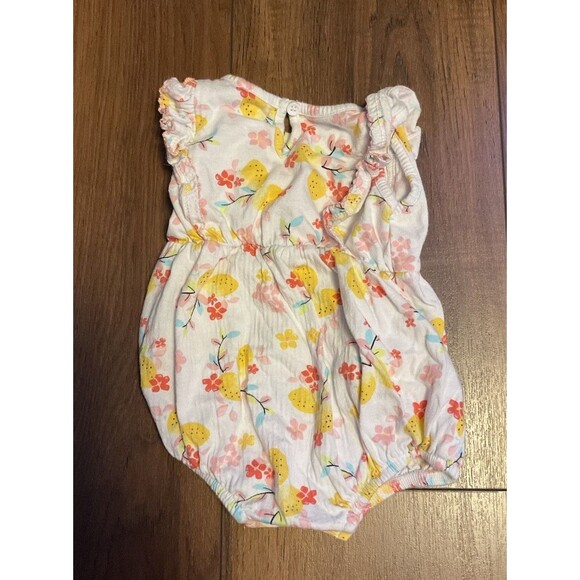 0-3 Months Baby Girl Romper One Piece Snaps EUC - Picture 3 of 3
